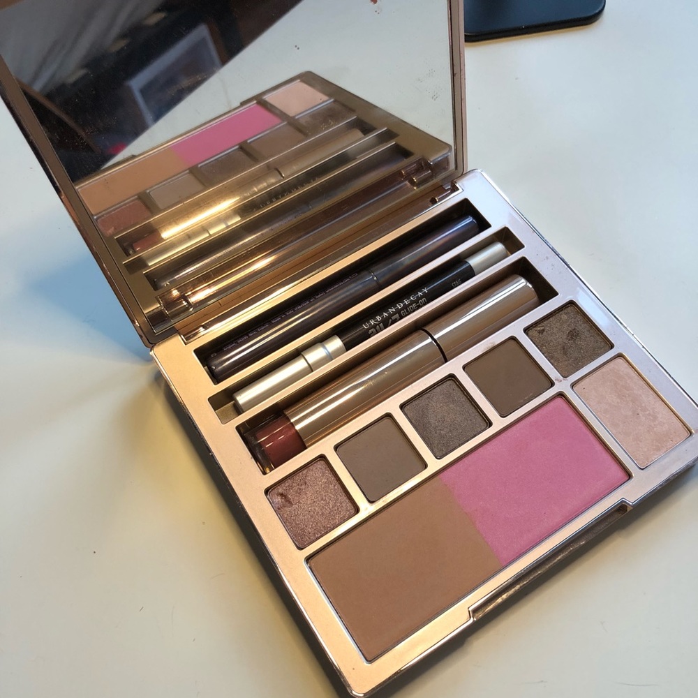 Urban Decay Naked on the Run